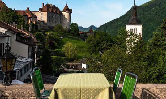 HÔTEL LA FLEUR DE LYS (B&B) Gruyères