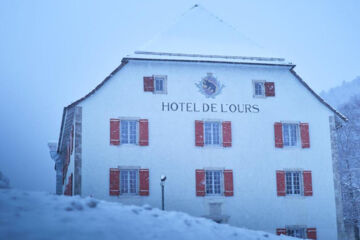 AUBERGE DE BELLELAY - HOTEL DE L'OURS (B&B) Saicourt